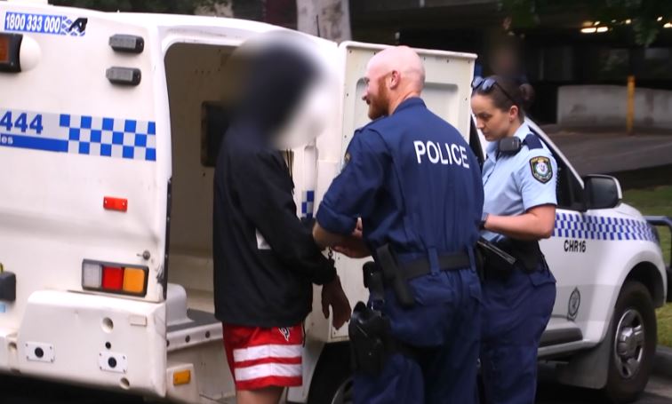 FIVE TEENS ARRESTED IN COFFS HARBOUR AFTER CRIME SPREE ACROSS TWO ...