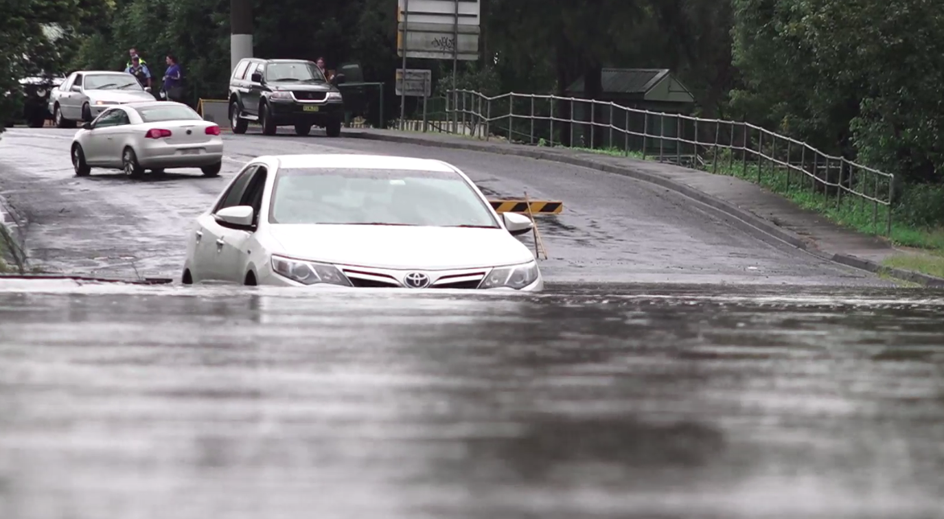 LOCAL RESIDENTS BAND TOGETHER AS FLOOD CLEAN UP CONTINUES NBN News