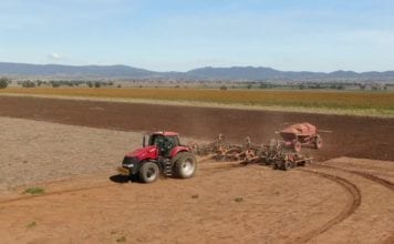 FARMERS ARE LEFT HIGH & DRY AFTER WATER REBATE SCHEME STOPS