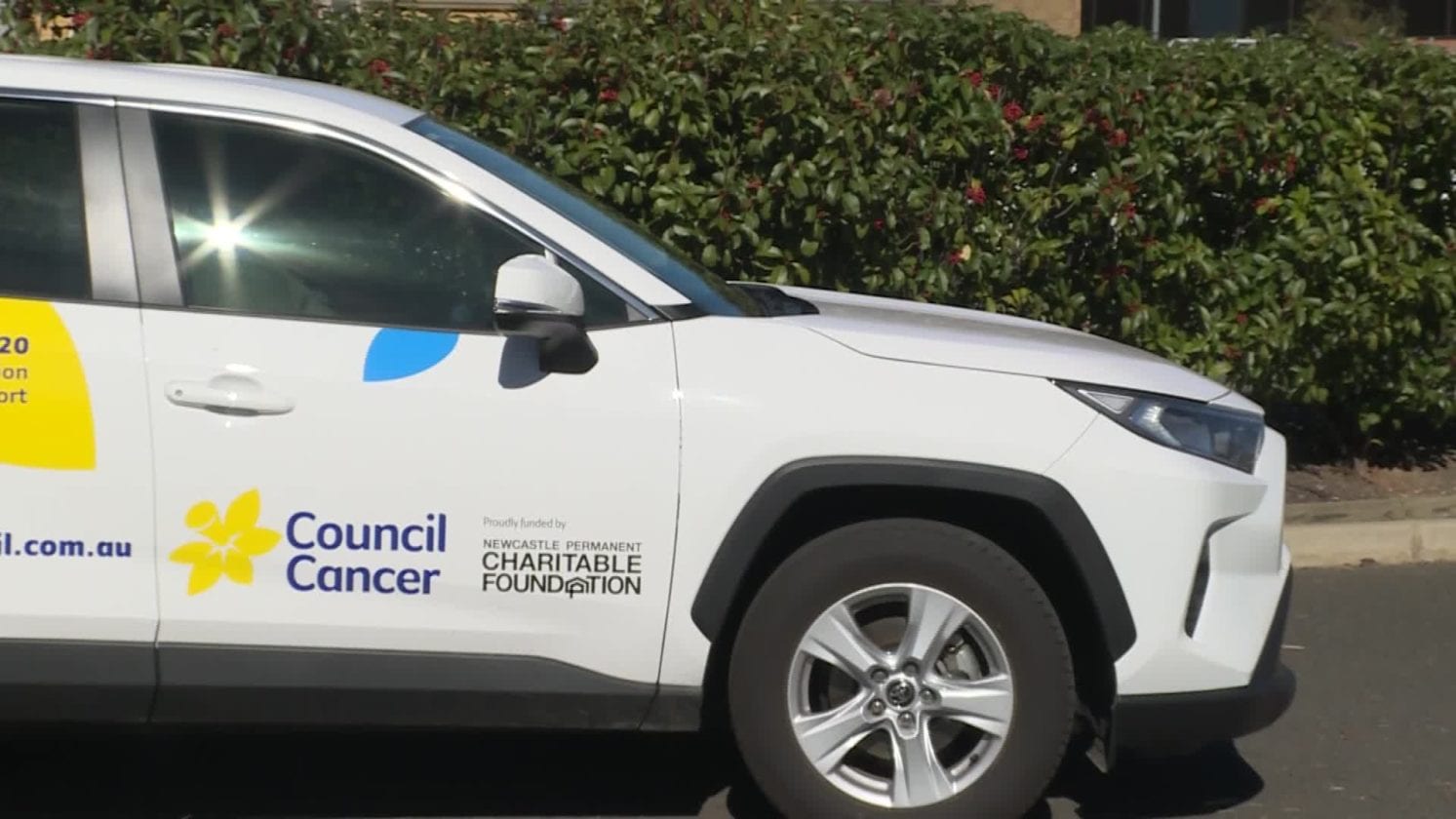 NEW CANCER COUNCIL VEHICLE TO IMPROVE PATIENT TRANSPORT IN TAMWORTH