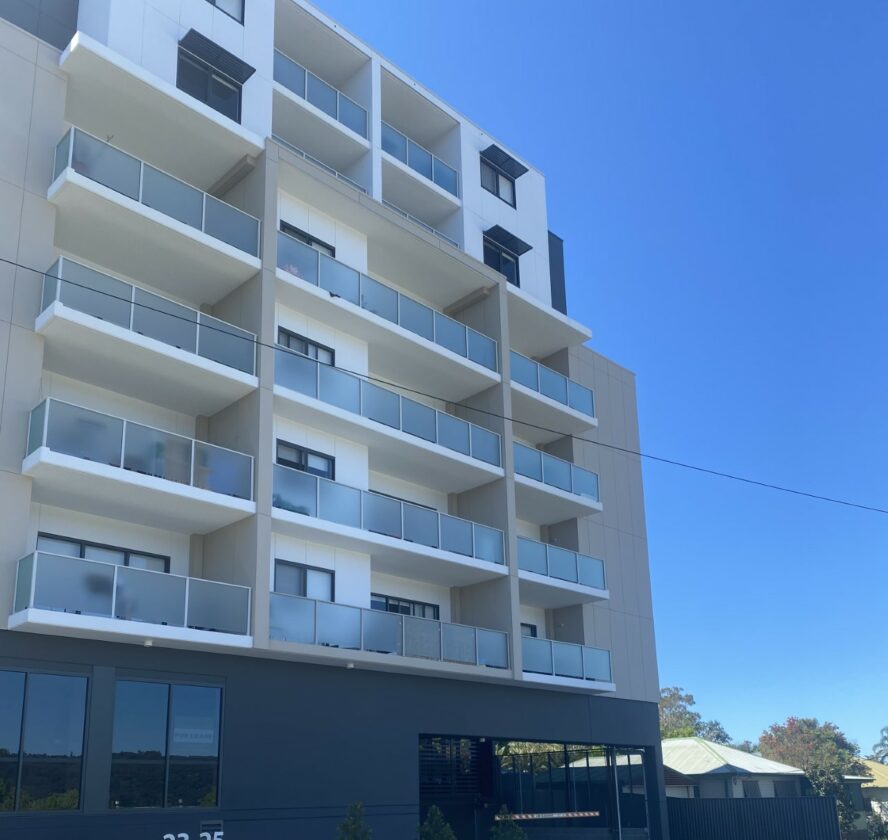 RESIDENTS OF A WEST GOSFORD HOUSING COMPLEX CONTRACT COVID19 NBN News