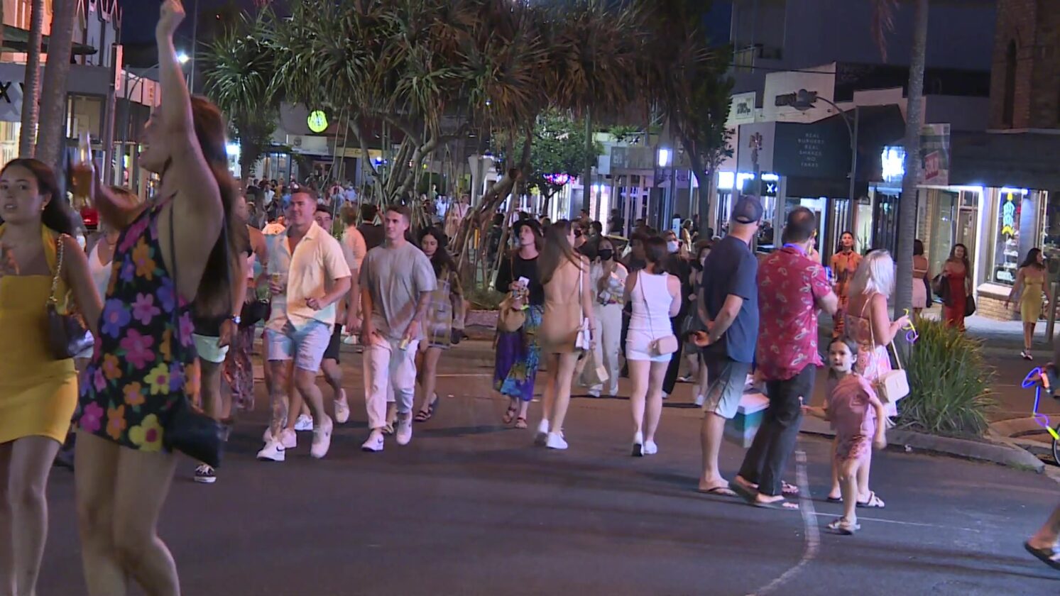 SMALLER CROWDS IN BYRON BAY FOR NEW YEAR’S EVE NBN News