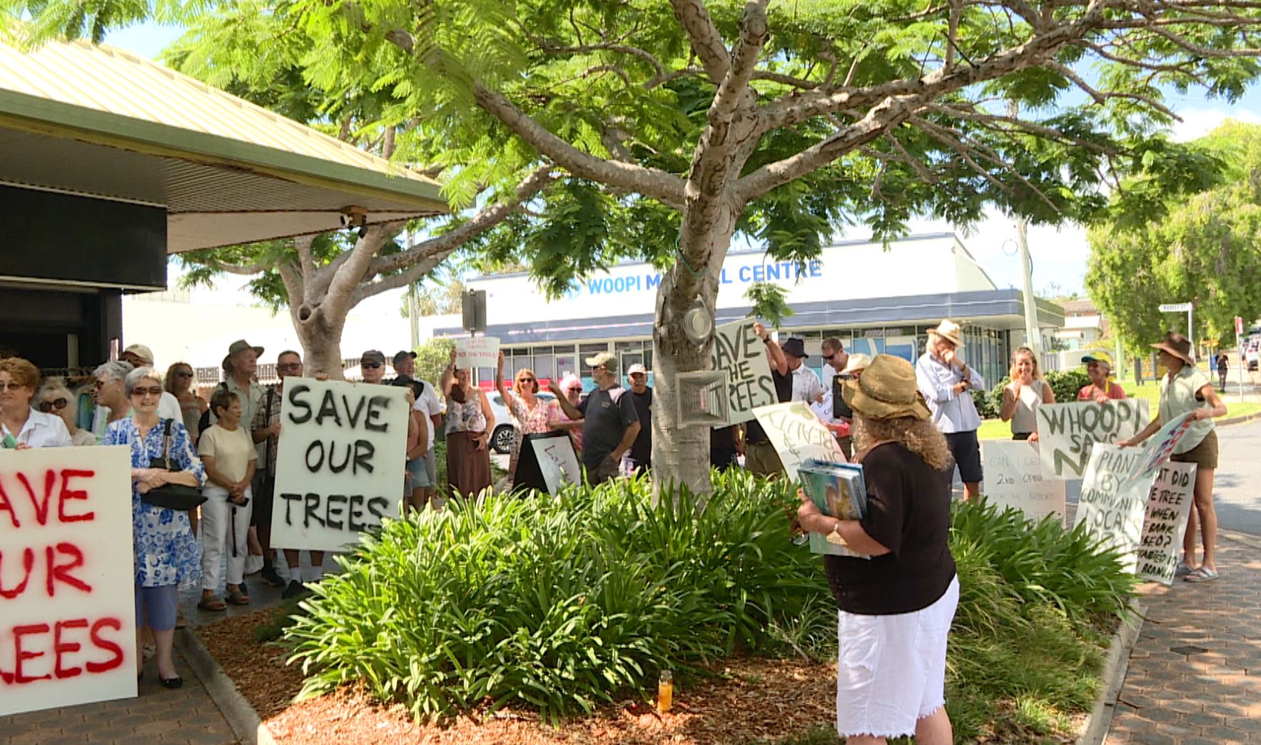 Residents rally to save Poincianas NBN News