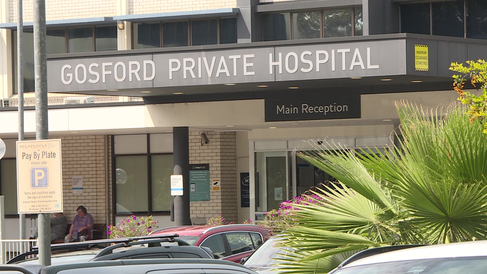 Gosford Private Hospital maternity services to close NSW Government