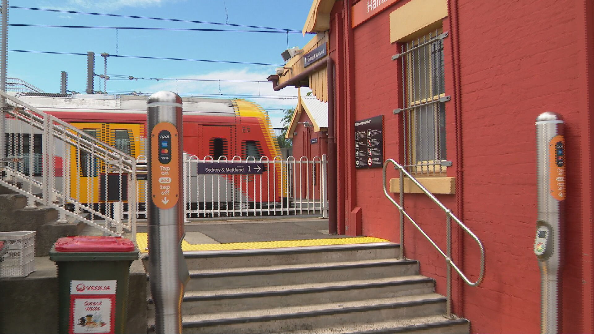 Calls to install Opal gates at Hamilton Station – NBN News