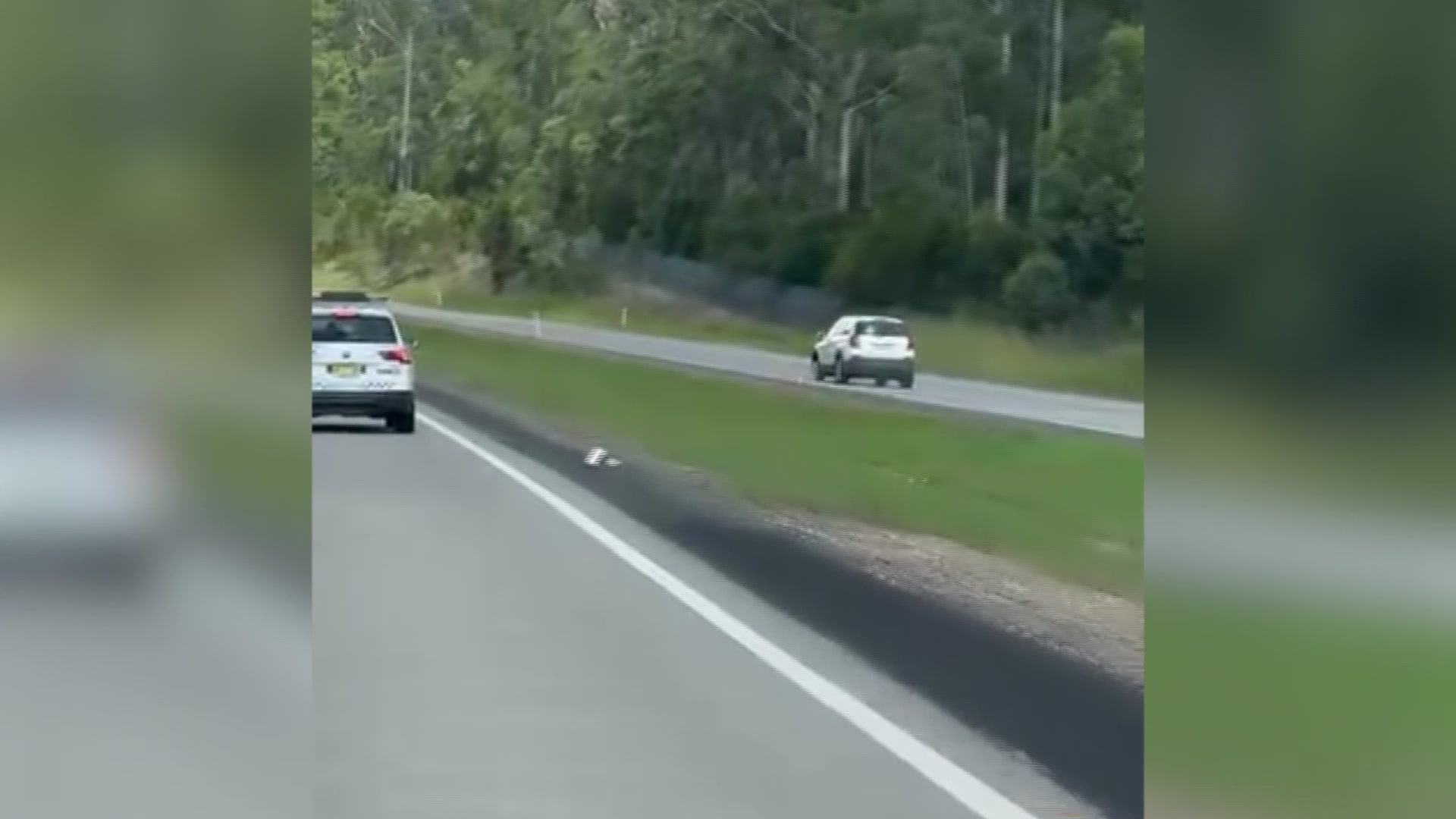 Police deploy tyre spikes for high-speed chase – NBN News
